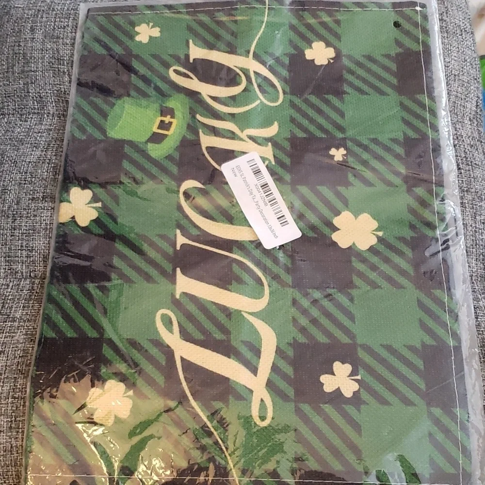 EEIVS St. Patrick's Day Green and Black Plaid Lucky Table Runner 13x36 Inches